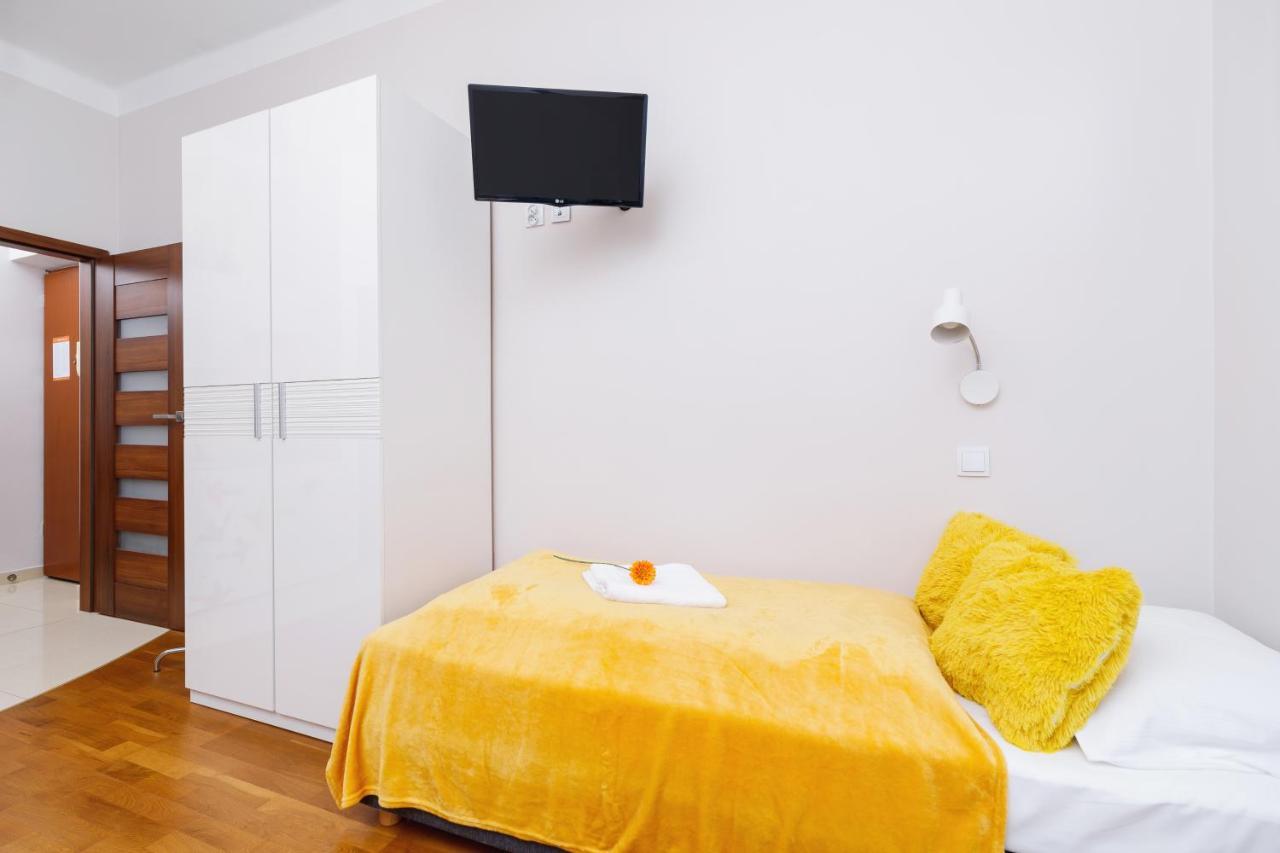 Przytulne Studio Krowoderska Krakow By Noclegi Renters Esterno foto