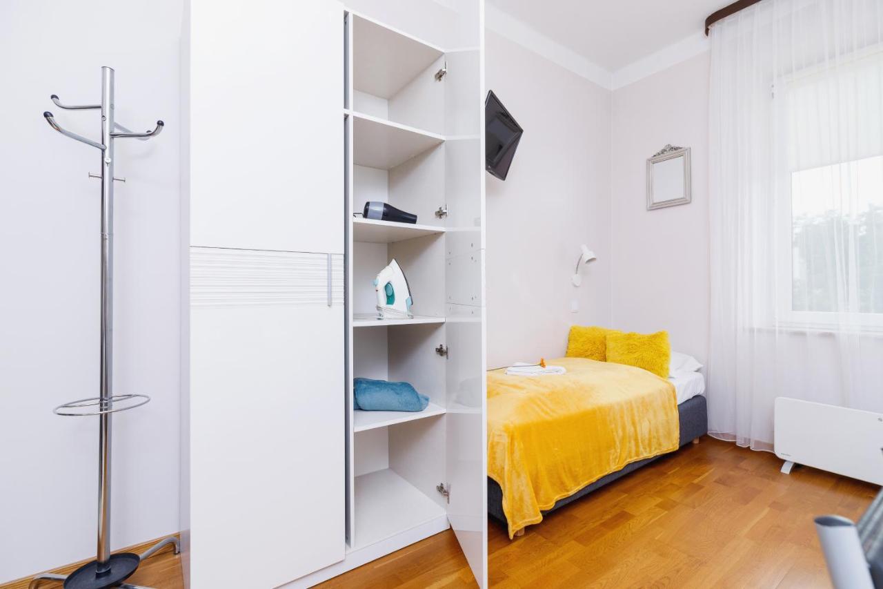 Przytulne Studio Krowoderska Krakow By Noclegi Renters Esterno foto